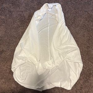 White Ptula Cardigan